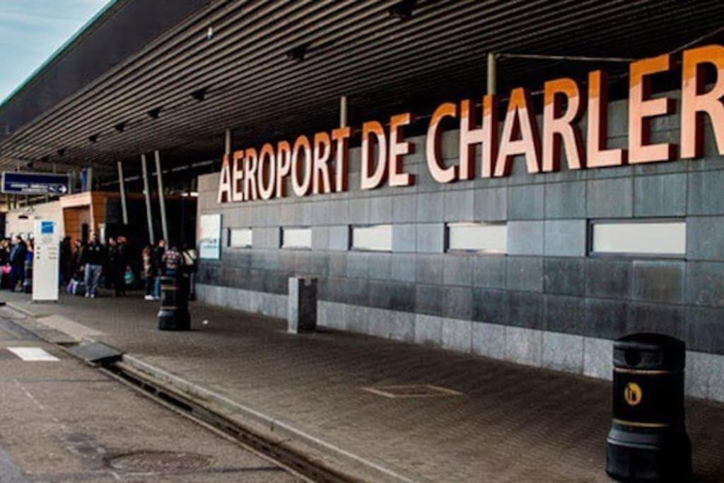 Station 173 E Bruxelles-Charleroi-Airport Daire Dış mekan fotoğraf